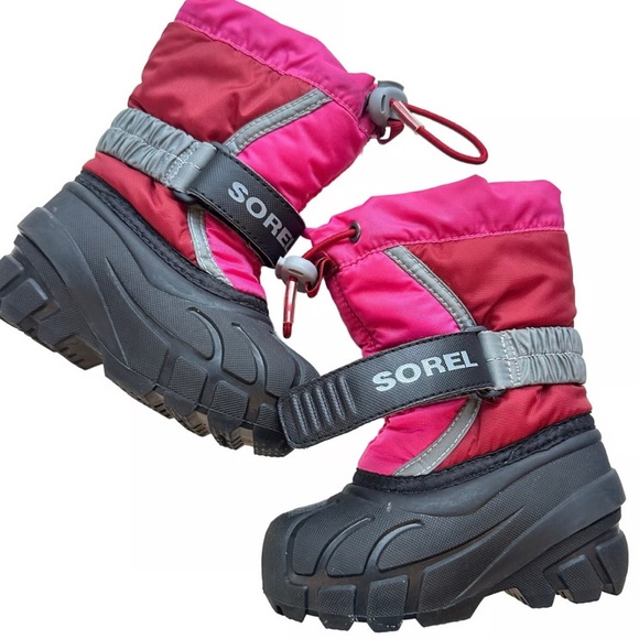 Sorel Other - Sorrel flurry pink and black winter snow boots size youth 6